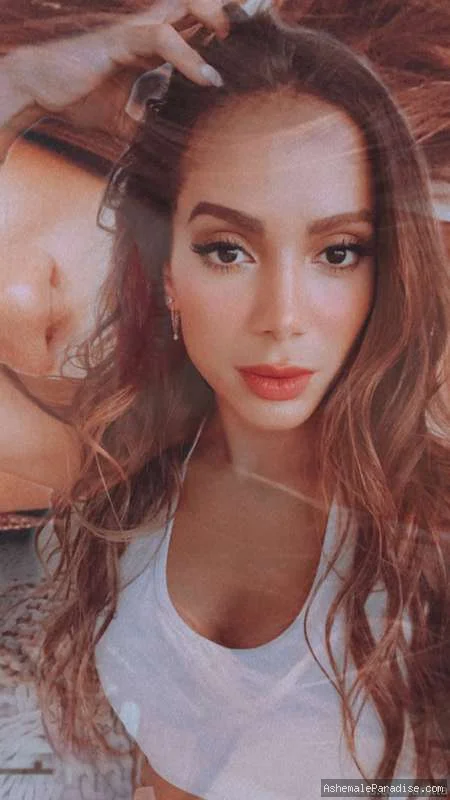 Anitta Fontana — Anitta Fontana — 33 fotos — OnlyFans Photos