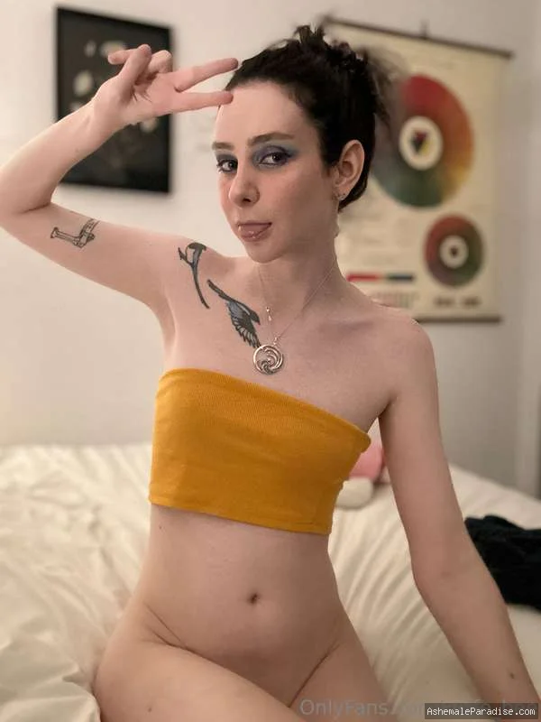 aoife_bee — aoife_bee — 14 fotos — OnlyFans Photos