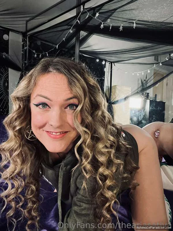 Aria Sativa — Aria Sativa — 34 fotos — OnlyFans Photos