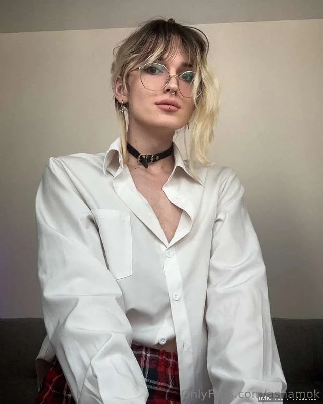 Asha Mok — Asha Mok — 31 fotos — OnlyFans Photos