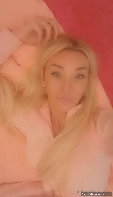 Aubrey Kate — Aubrey Kate — 25 fotos — OnlyFans Photos