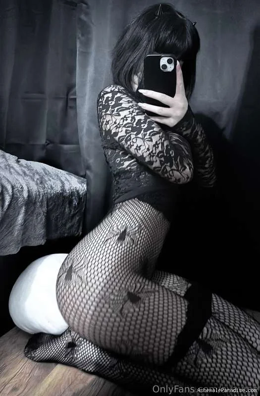 avavme — avavme — 33 fotos — OnlyFans Photos