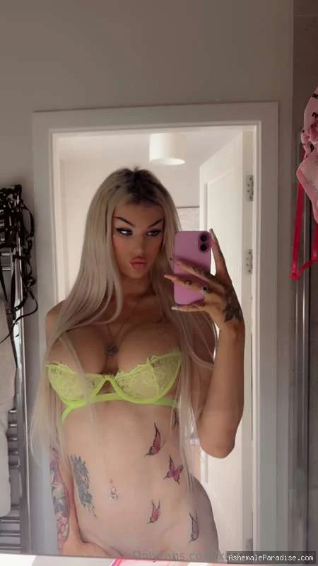 Barbie Mae — Barbie Mae — 33 fotos — OnlyFans Photos