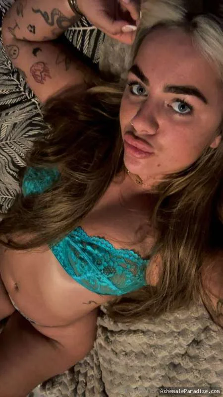 Beth A — Beth A — 34 fotos — OnlyFans Photos