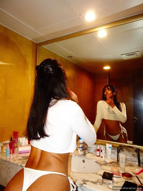 Bianca Cordelly — Bianca Cordelly — 24 fotos — OnlyFans Photos