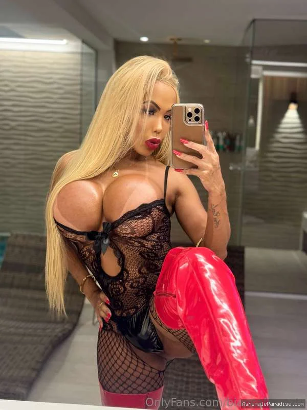 Bianca Ferraz — Bianca Ferraz — 29 fotos — OnlyFans Photos