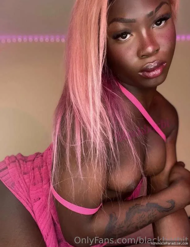 Black Barbi — Black Barbi — 18 fotos — OnlyFans Photos