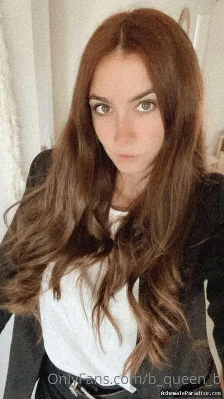 BQueen — BQueen — 31 fotos — OnlyFans Photos