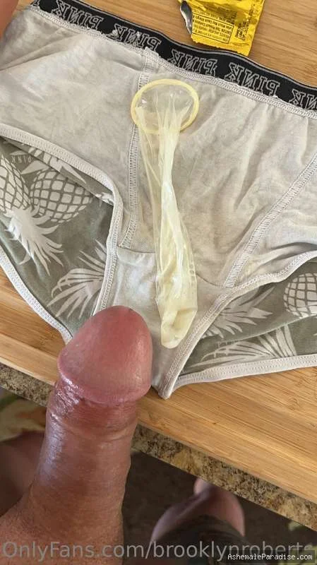 Brooklyn Roberts — Brooklyn Roberts — 22 fotos — OnlyFans Photos