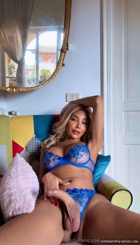 Bruna Butterfly — Bruna Butterfly — 57 fotos