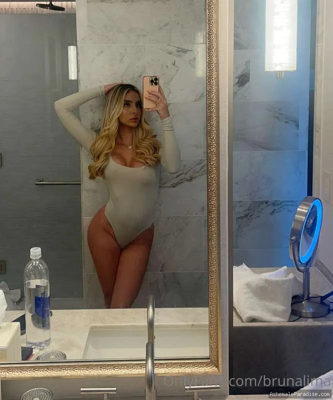 Bruna Lima — Bruna Lima — 34 fotos — OnlyFans Photos