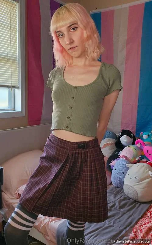 BubblePinkElle — BubblePinkElle — 9 fotos — OnlyFans Photos