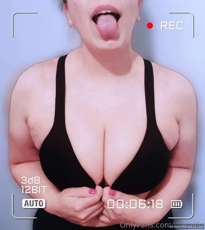 Camille Bom Bom — Camille Bom Bom — 27 fotos