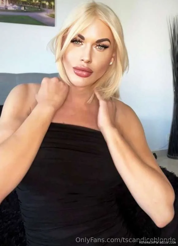 Candice Blonde — Candice Blonde — 14 fotos — OnlyFans Photos