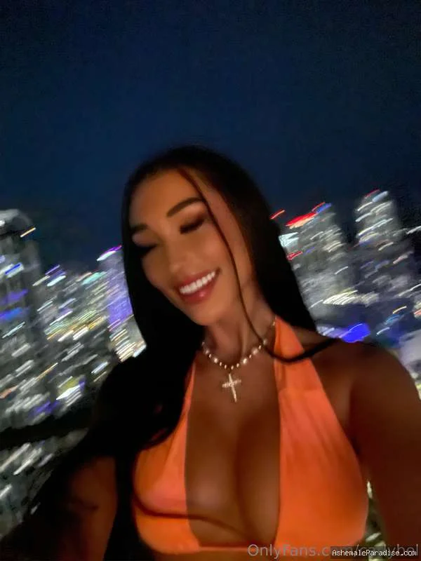 Carly Belle — Carly Belle — 33 fotos — OnlyFans Photos