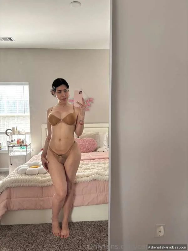 Caroline Babie — Caroline Babie — 32 fotos — OnlyFans Photos