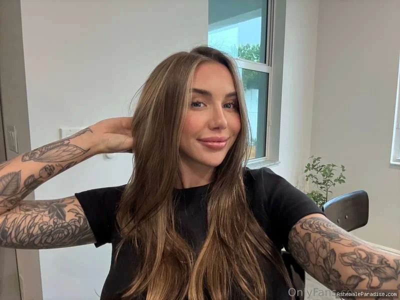 Casey Lay — Casey Lay — 28 fotos — OnlyFans Photos