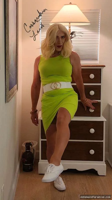 Cassandra Lovit — Cassandra Lovit — 34 fotos — OnlyFans Photos