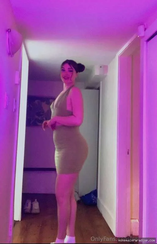 cecemiri — cecemiri — 6 fotos — OnlyFans Photos