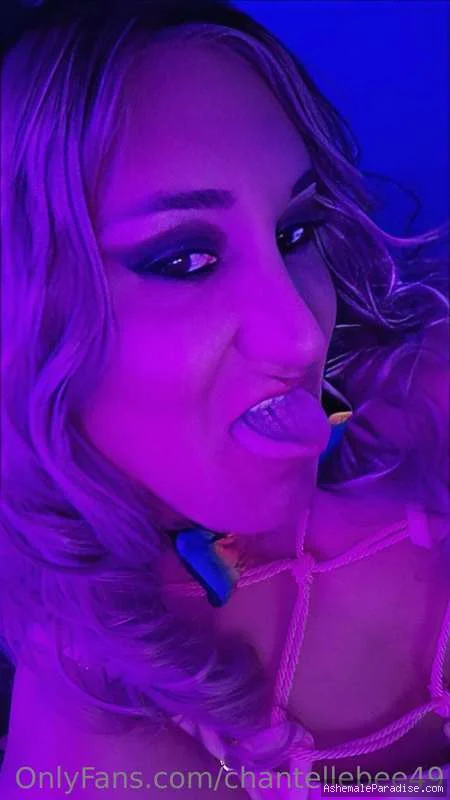 Chantelle — Chantelle — 12 fotos — OnlyFans Photos