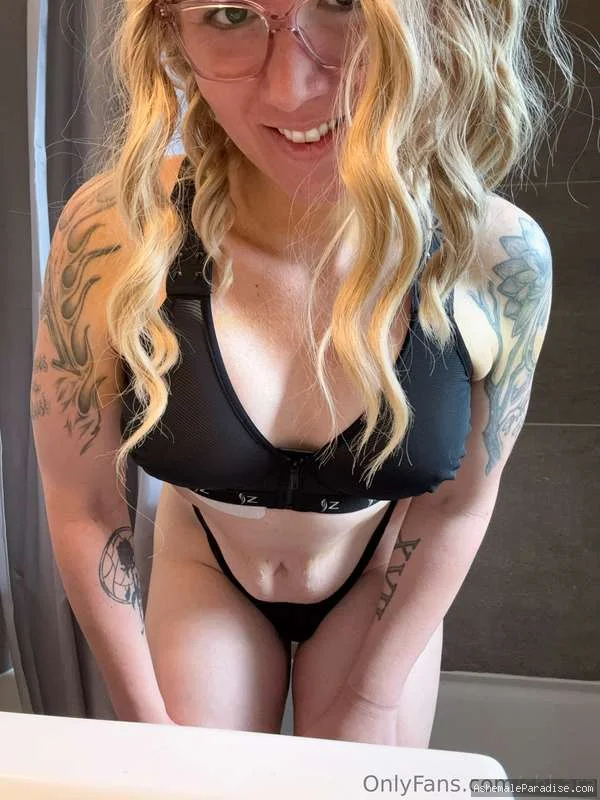 Chiara Kitsune — Chiara Kitsune — 13 fotos — OnlyFans Photos