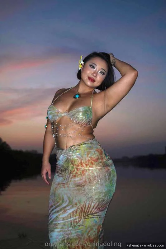 China Doll — China Doll — 36 fotos — OnlyFans Photos