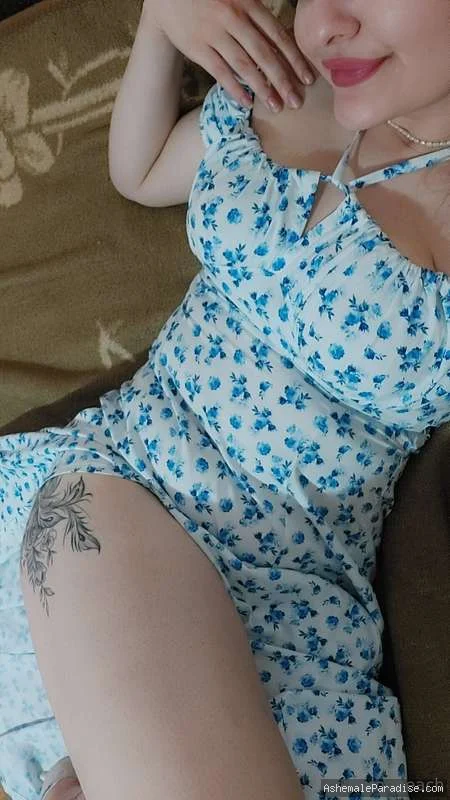 Chloe London — Chloe London — 5 fotos — OnlyFans Photos