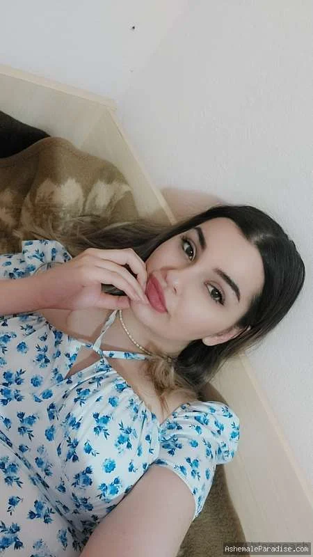 Chloe London — Chloe London — 5 fotos — OnlyFans Photos