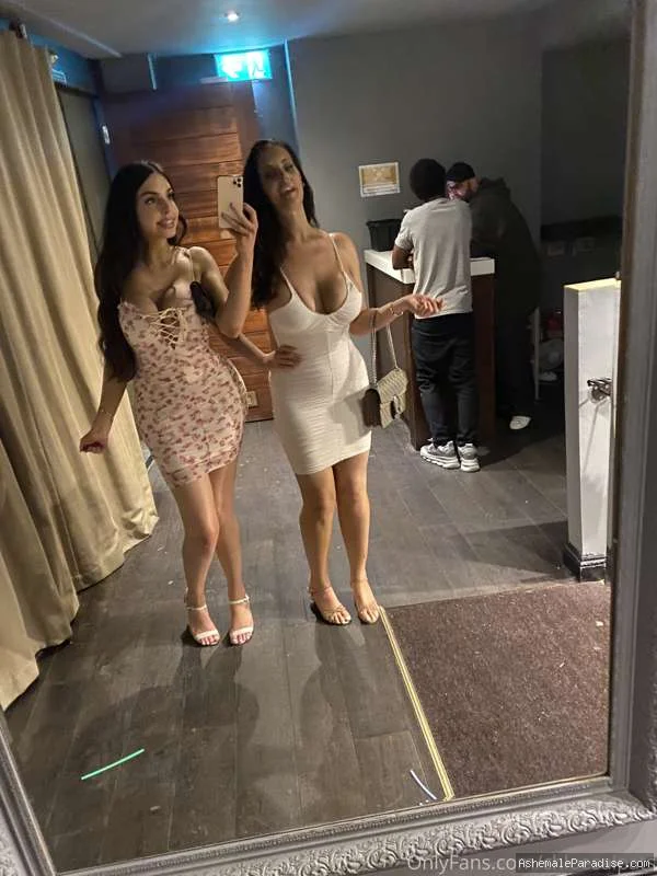 Chloe Salpa — Chloe Salpa — 35 fotos — OnlyFans Photos