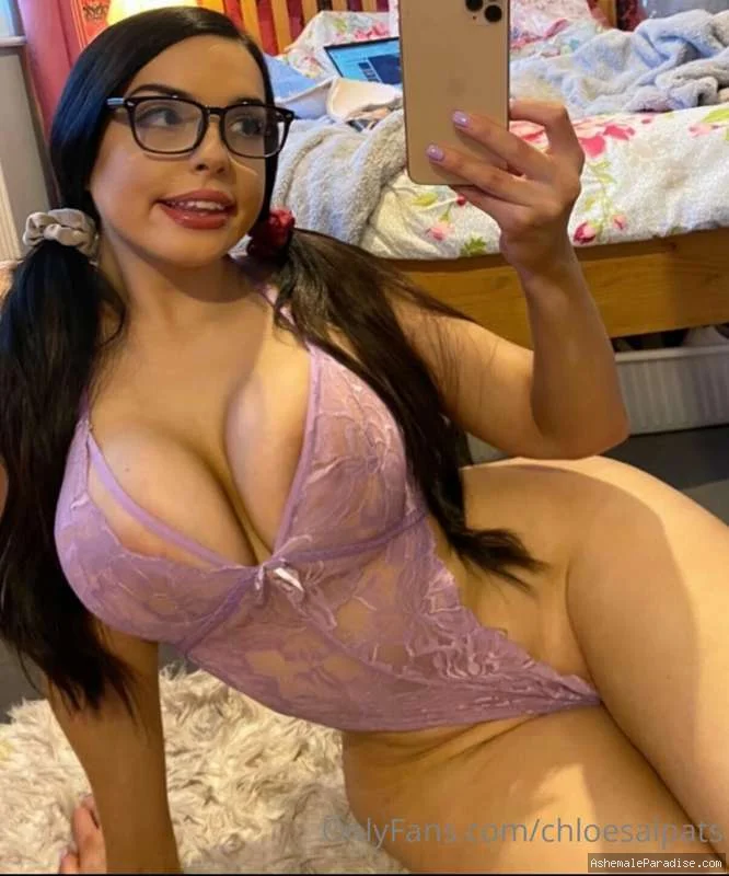 Chloe Salpa — Chloe Salpa — 35 fotos — OnlyFans Photos