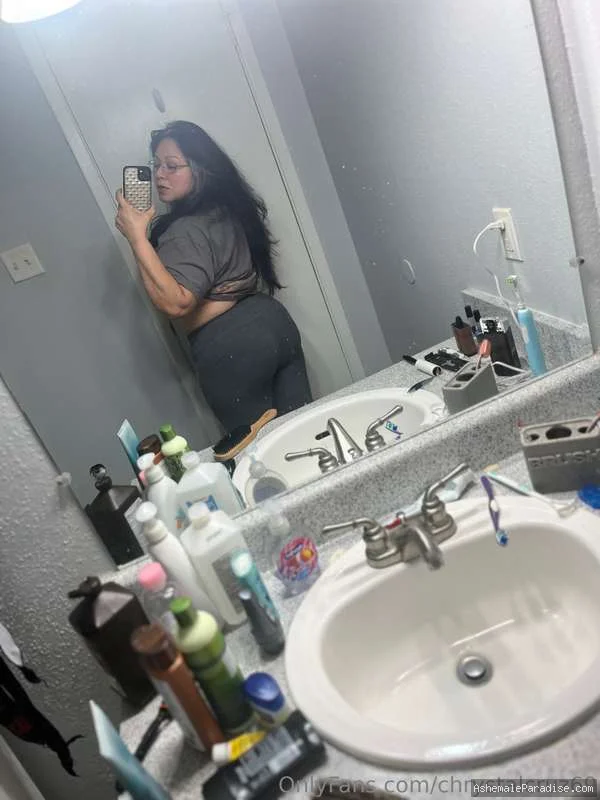 Chrystal Delicia — Chrystal Delicia — 33 fotos — OnlyFans Photos