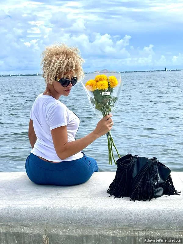 Cindy Toomuch — Cindy Toomuch — 33 fotos — OnlyFans Photos