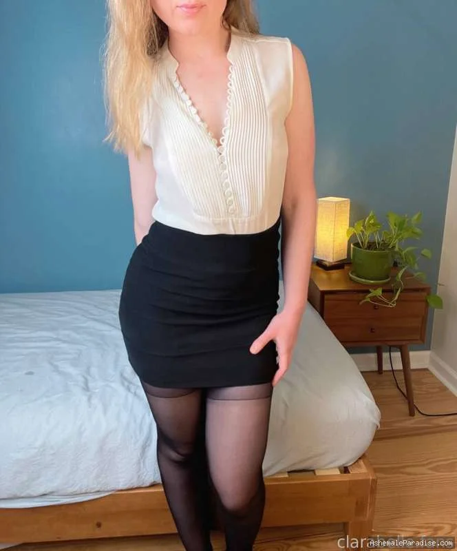Clara Belle — Clara Belle — 34 fotos — OnlyFans Photos