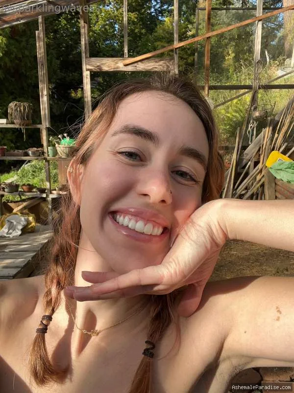 Clara De La Cruz — Clara De La Cruz — 35 fotos — OnlyFans Photos
