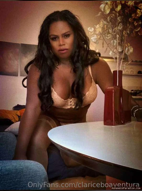 Clarice Boaventura — Clarice Boaventura — 36 fotos — OnlyFans Photos