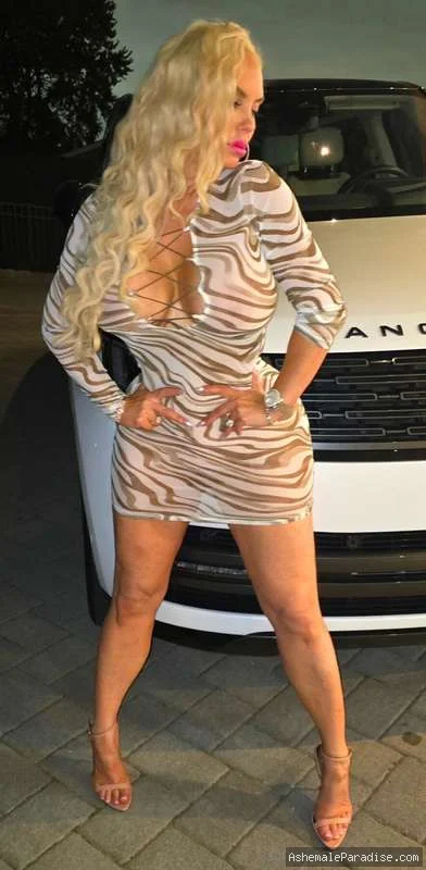 Coco — 76 fotos