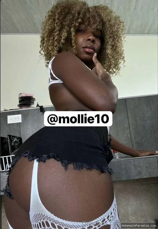 conamorlili — conamorlili — 33 fotos — OnlyFans Photos