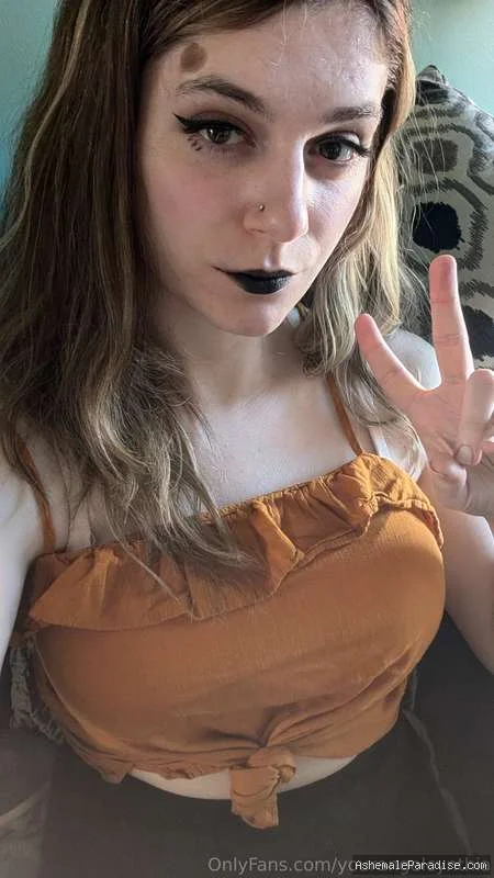 Cynthia — Cynthia — 32 fotos — OnlyFans Photos