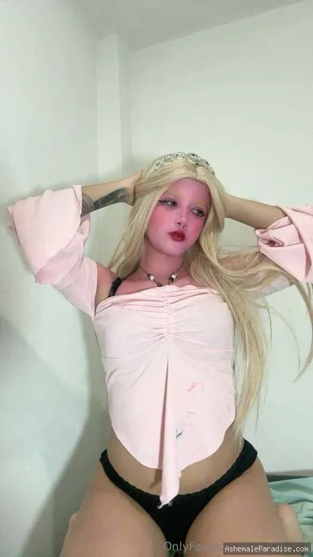 Dafne — Dafne — 8 fotos — OnlyFans Photos