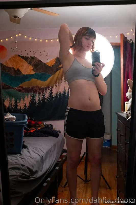 Dahlia DOOM — Dahlia DOOM — 34 fotos — OnlyFans Photos