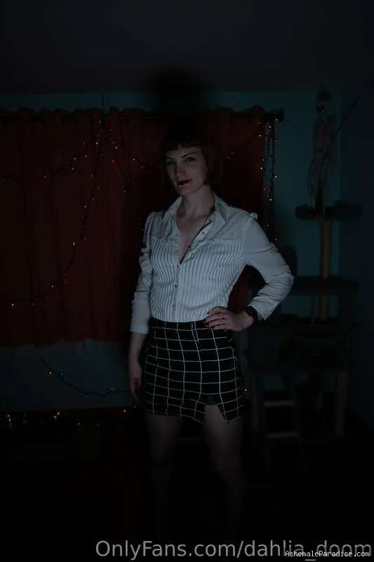 Dahlia DOOM — Dahlia DOOM — 34 fotos — OnlyFans Photos