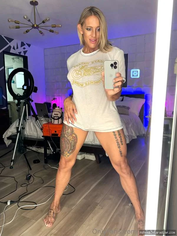 Dana Delvey — Dana Delvey — 34 fotos — OnlyFans Photos