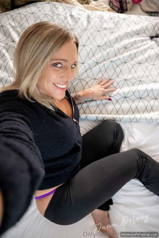 Dana Delvey — Dana Delvey — 34 fotos — OnlyFans Photos