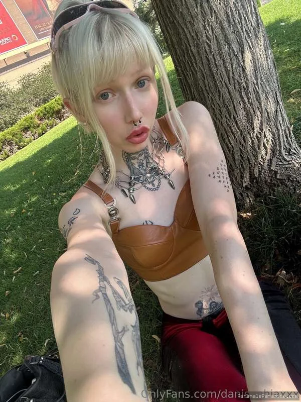 Dani Sophia — Dani Sophia — 34 fotos — OnlyFans Photos