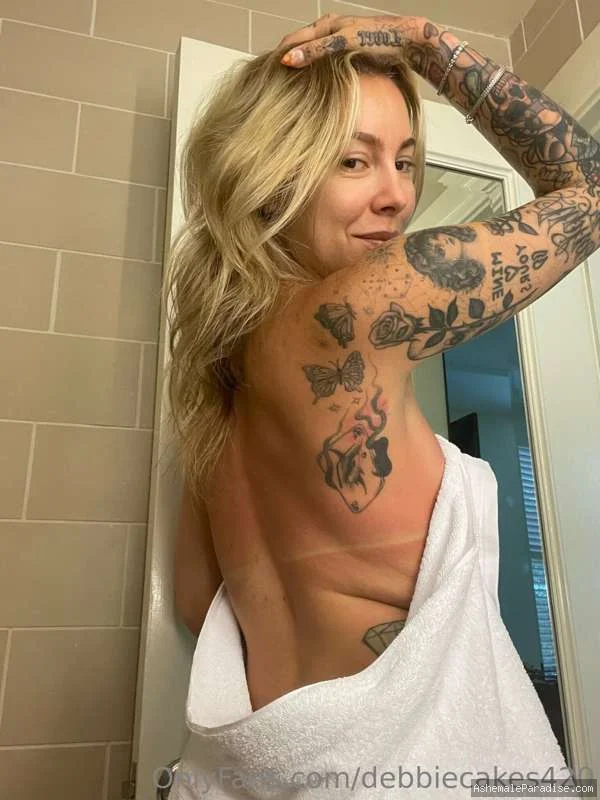 Debbie Darling — Debbie Darling — 100 fotos