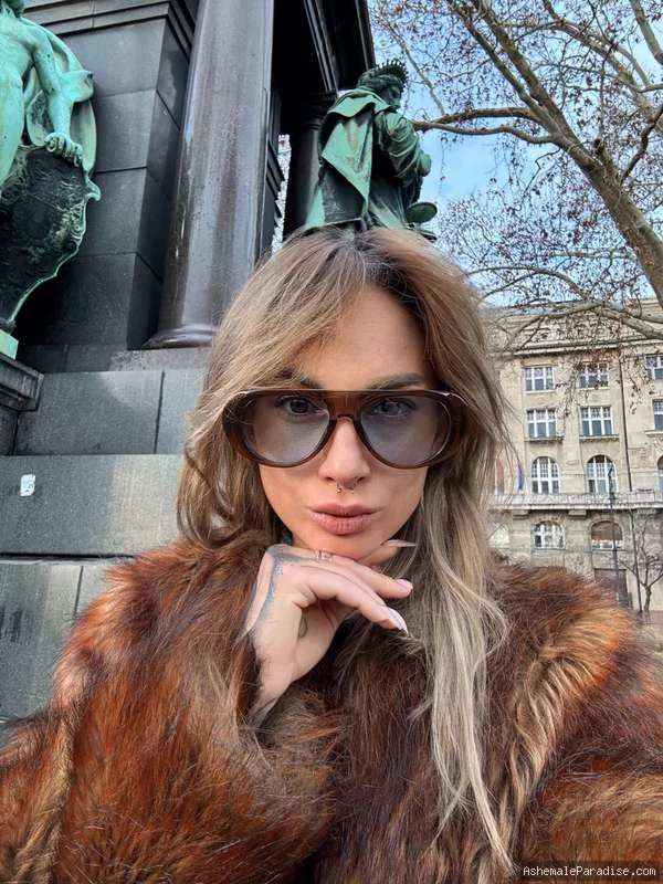 Debora De Castro — Debora De Castro — 15 fotos — OnlyFans Photos