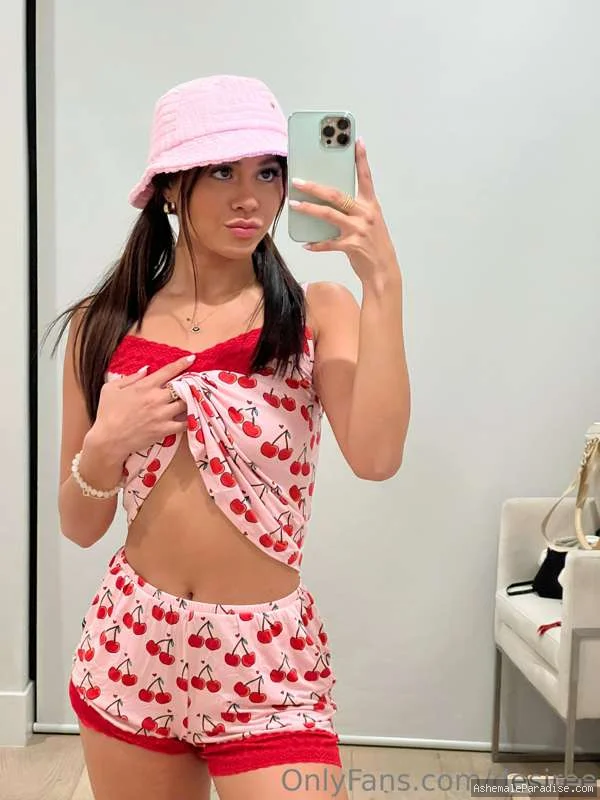 Desiree Hart — Desiree Hart — 9 fotos — OnlyFans Photos