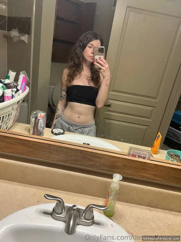 Destiny Love — Destiny Love — 33 fotos — OnlyFans Photos