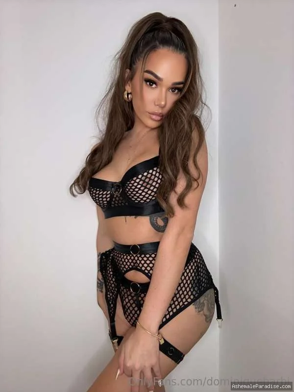 Dominique Barbi — Dominique Barbi — 33 fotos — OnlyFans Photos