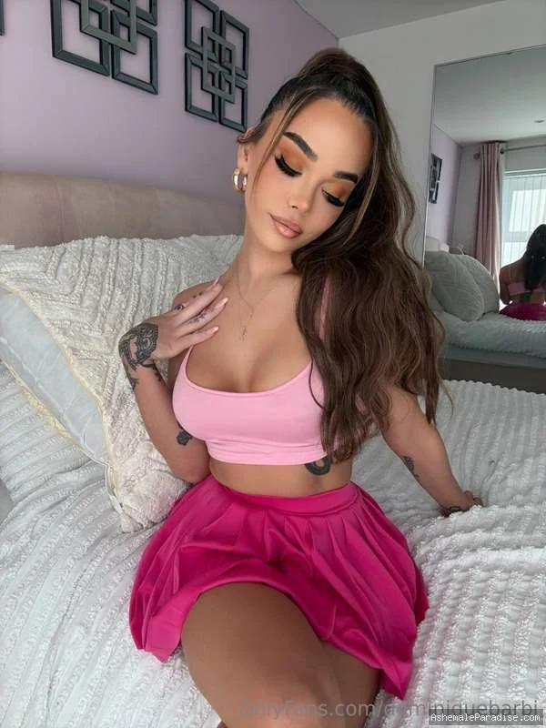 Dominique Barbi — Dominique Barbi — 33 fotos — OnlyFans Photos